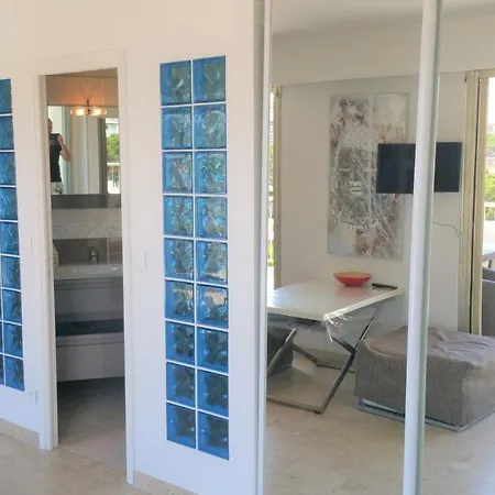 Apartman La Pinede *